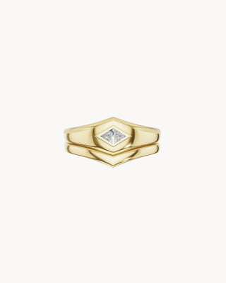 ALEX No. 1 | Lozenge Cut Diamond Signet Bezel Ring