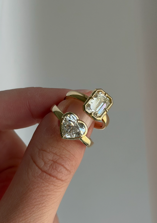 BUTTON No. 1  | Button Back Bezel Engagement Ring